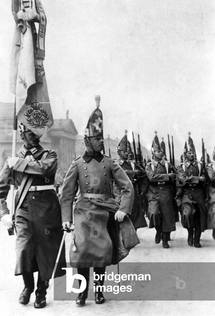Celebration of the emperor's birthday, 1913 (b/w photo)