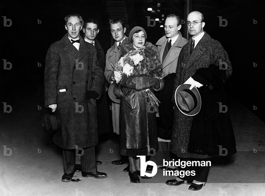 Olaf Riego, Harriet Bosse-Strindberg and Hugo Bolander in Berlin, 1930 (b/w photo)