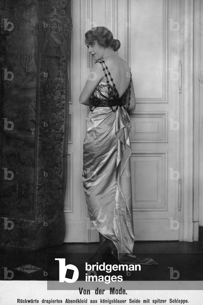 Women's fashion, 1920