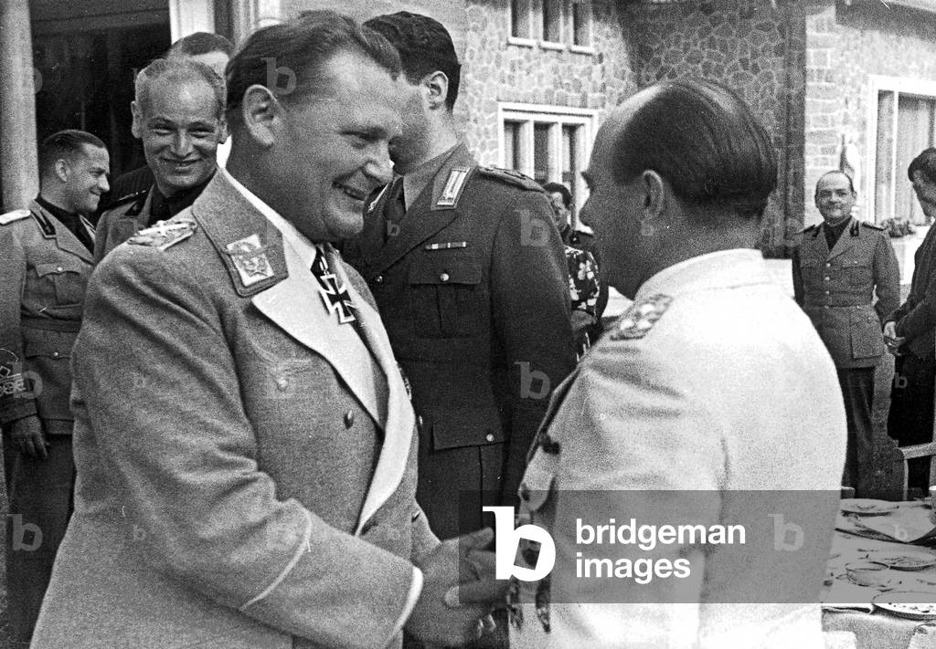 Goering and Udet in a conversation (b/w photo)
