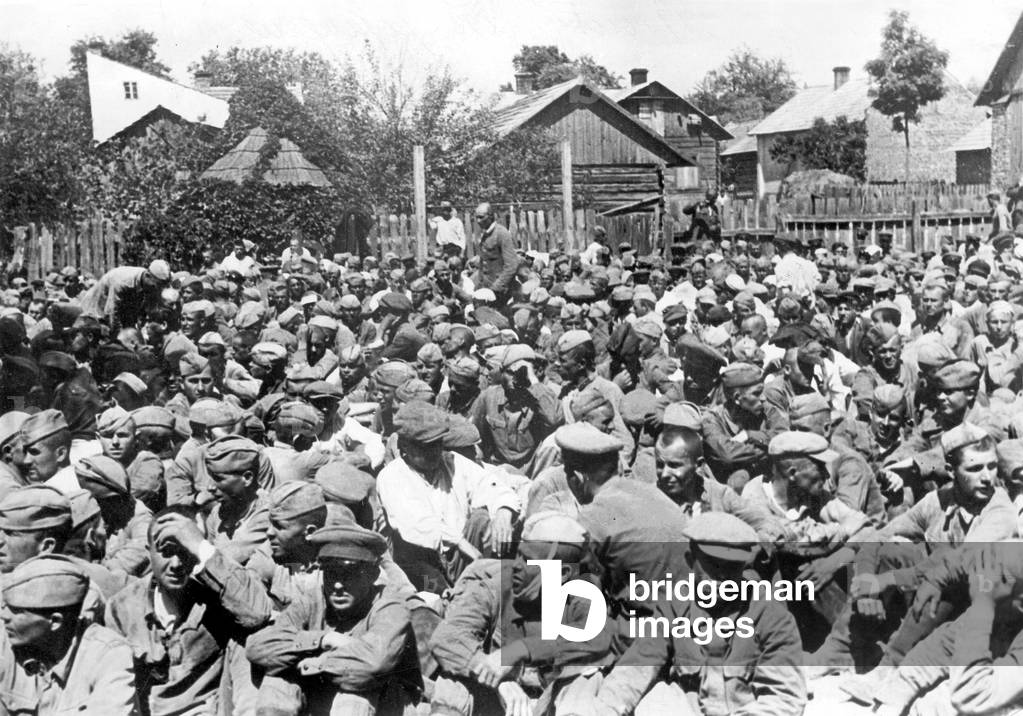 Soviet prisoners of war, 1941 (b/w photo)