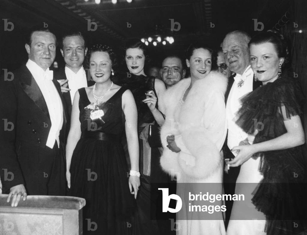 Filmball in the Zoo, 1935