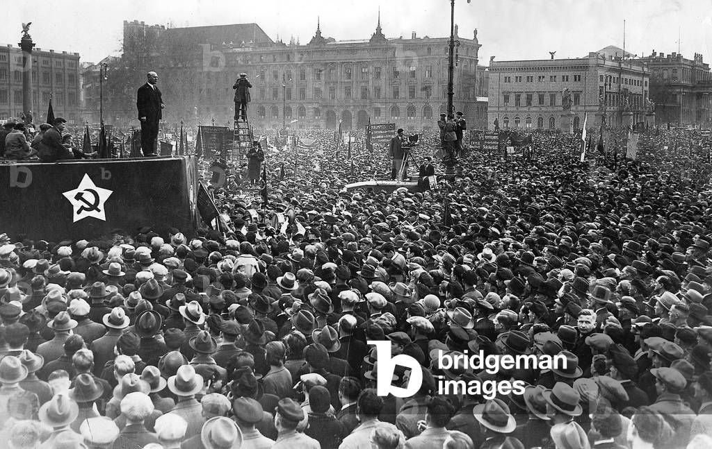 Thaelmann speaks at a rally on the 1st of May in Berlin (b/w photo)