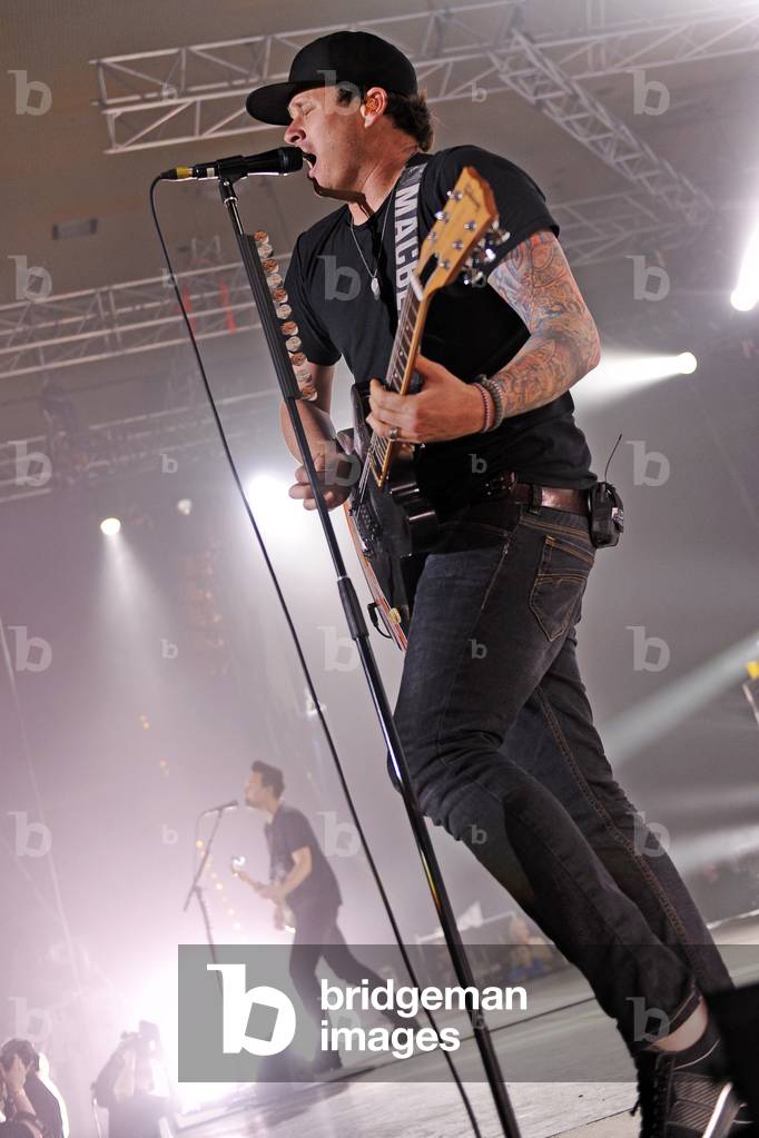 Singer Tom DeLonge (USA / Blink182) on the occasion of a concert in the Grugahalle in Essen, 2012 (photo)