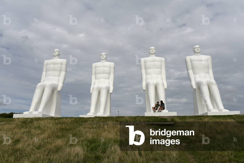 Svend Wiig Hansen's monumental sculpture 'The Men at Sea' on the beach of Esbjerg, Denmark, 30th August 2015 (photo)