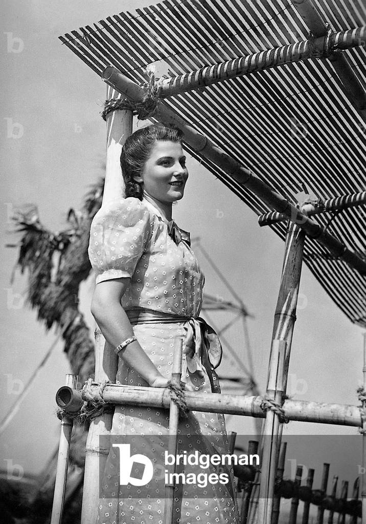 Winnie Markus in 'Brand im Ozean', 1939 (b/w photo)