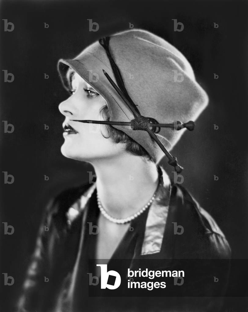 Dolores Costello, 1926 (b/w photo)