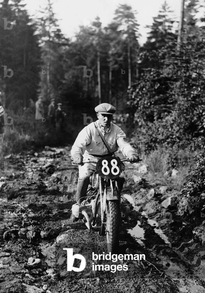 Ernst Henne (b/w photo)