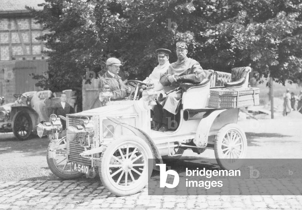 Henry of Prussia in a carriage from Anhalt, 1906 (b/w photo)