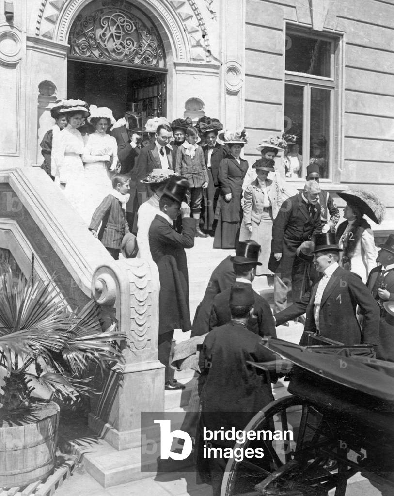 German prince and princess on an Oriental journey, 1910 (b/w photo)