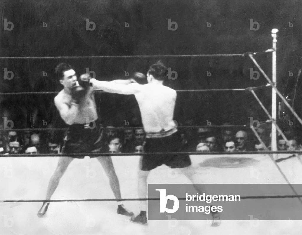 Max Schmeling against Jack Sharkey, 1932 (b/w photo)