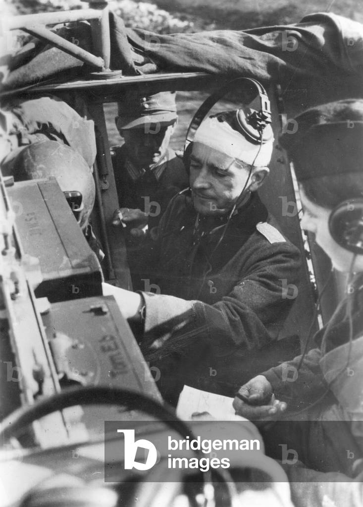 Major Wilhelm Schoening during combat in Hungary, 1944 (b/w photo)