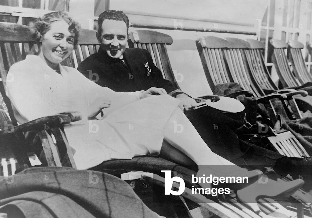 Thea Rasche and Richard Byrd, 1928 (b/w photo)