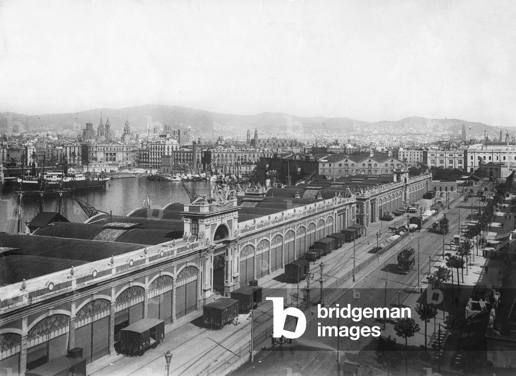 Port of Barcelona, 1932 (b/w photo)