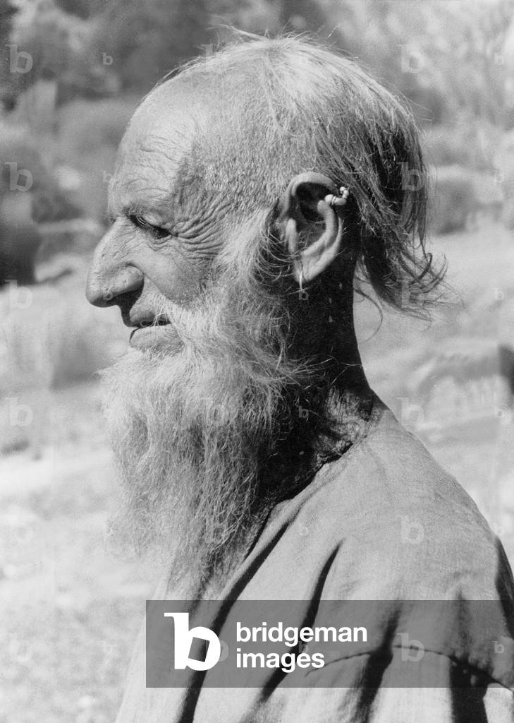 Old kafir in Afghanistan (b/w photo)
