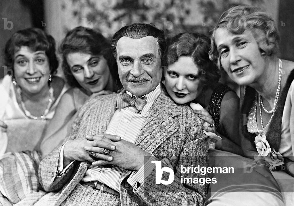 J. Therwig, Trude prison, Albert Bassermann, Karen Evans and Else Schiff, 1930 (b/w photo)