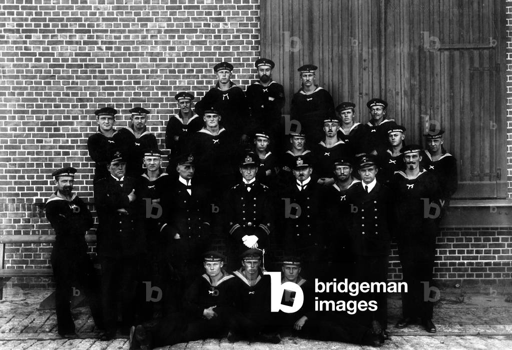 First World War: German U 9 submarine under the command of Otto Weddigen  (b/w photo)