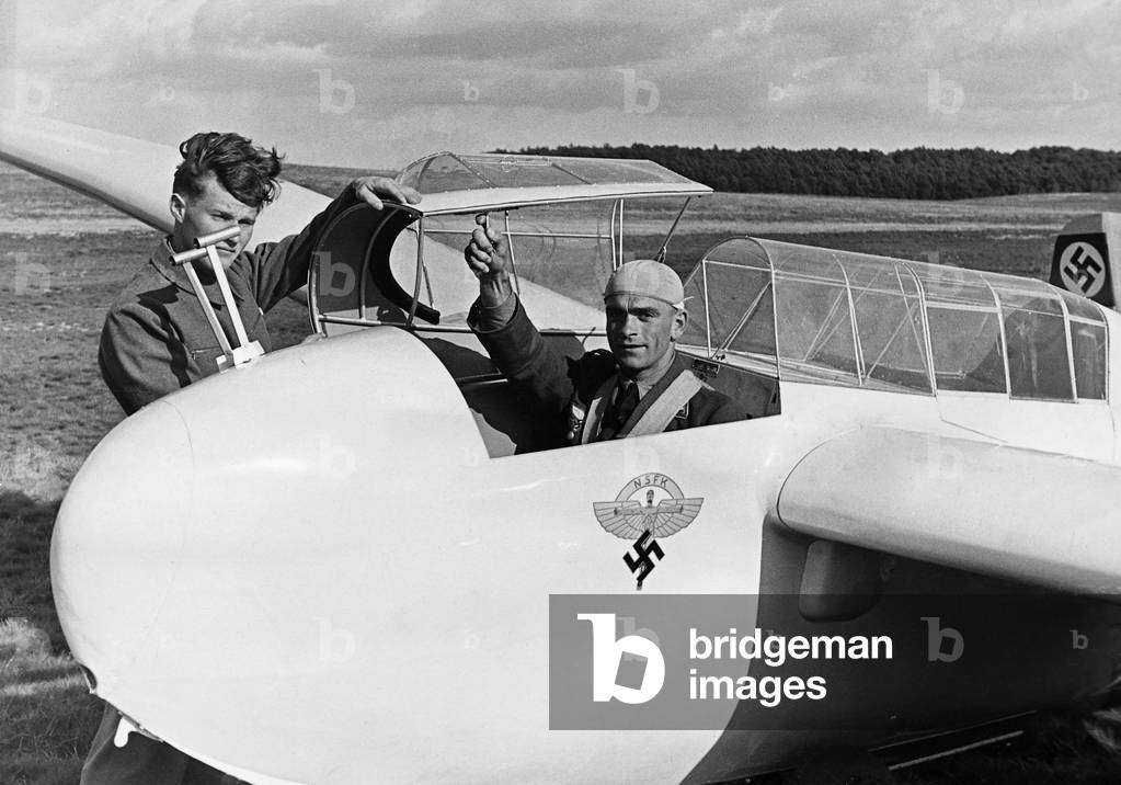 Glider in the sailing school Trebbin, 1940 (b/w photo)