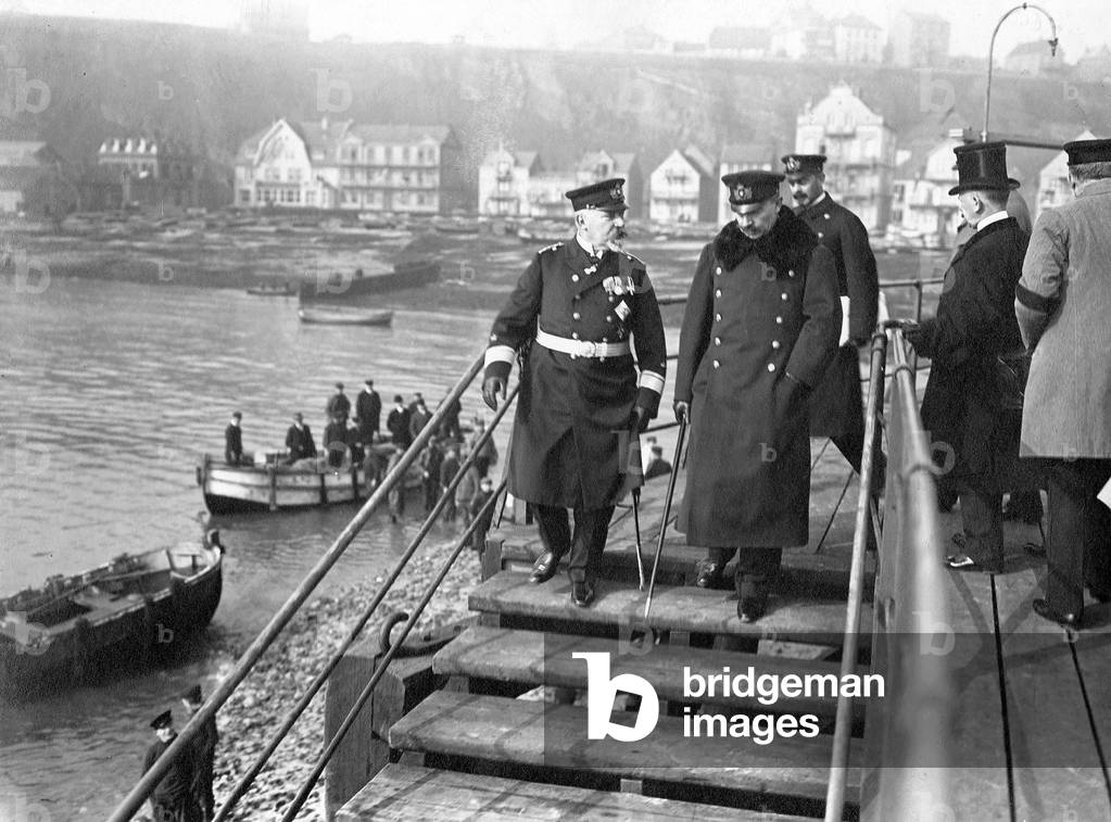 Wilhelm II on Helgoland, 1911 (b/w photo)