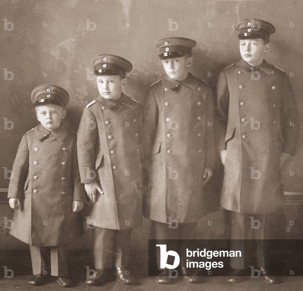 Prince Louis Ferdinand of Prussia with his brothers, 1916