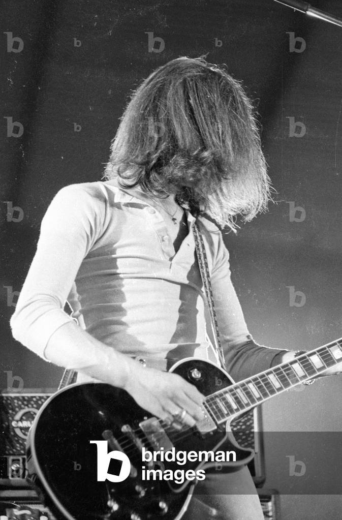 Performance of a band at a rock festival in Munich, 1970 (b/w photo)