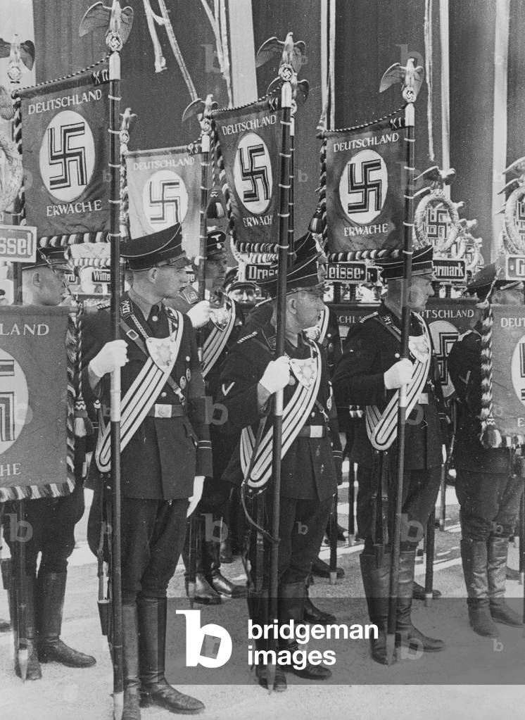 Standard bearers of the SS, 1937 (b/w photo)