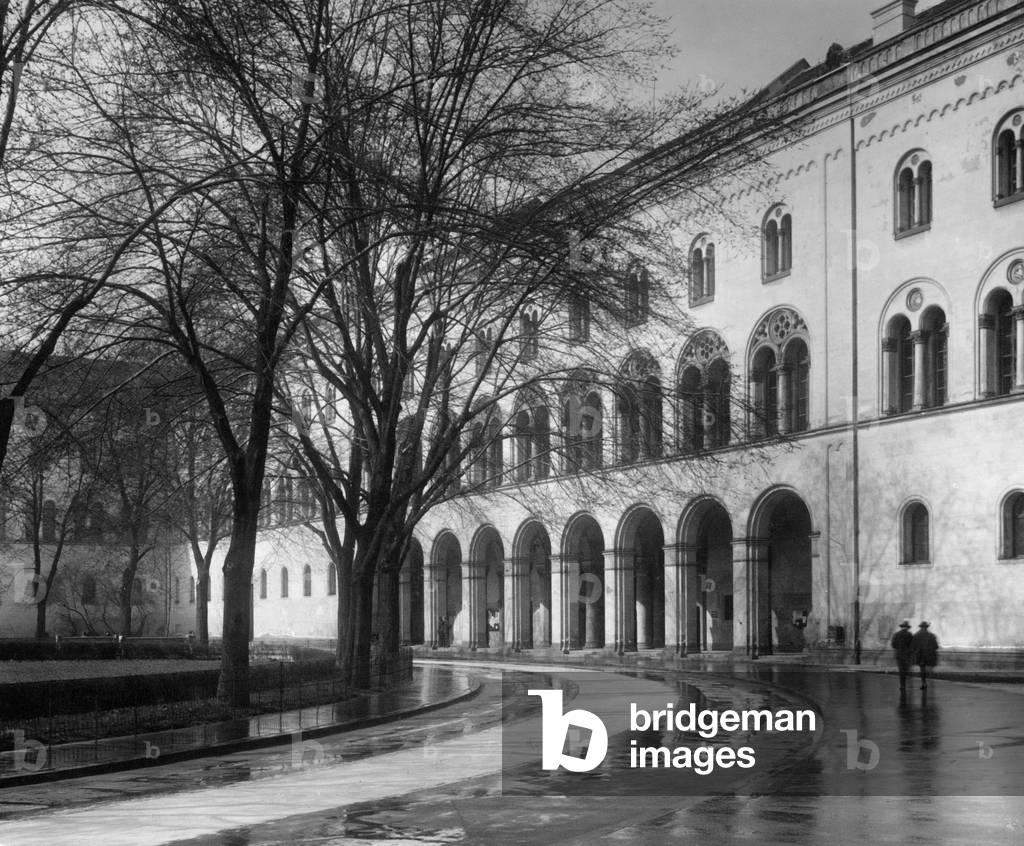 University of Munich, 1926. (b/w photo)