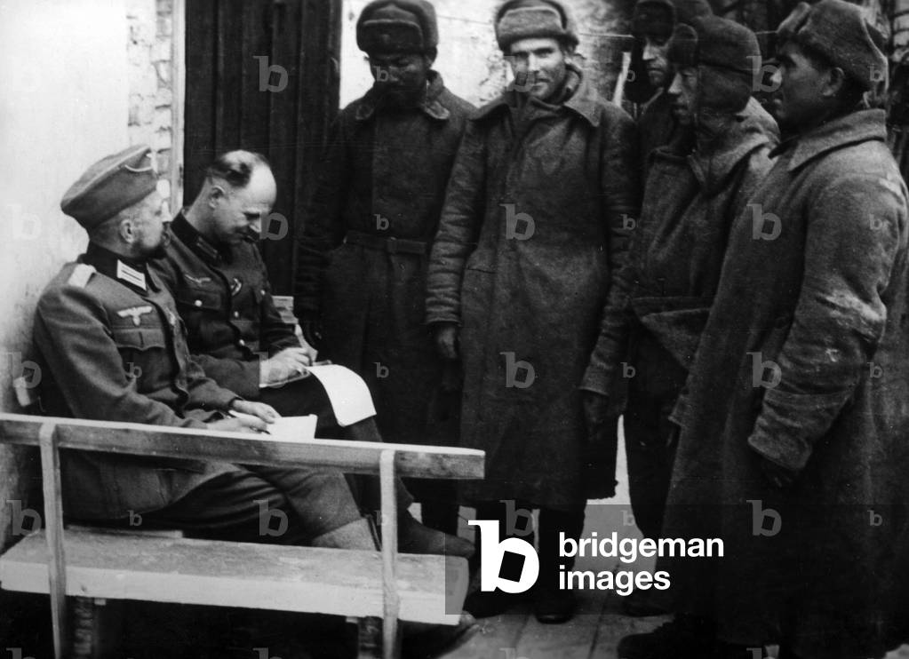 Interrogation of Soviet prisoners, 1942 (b/w photo)