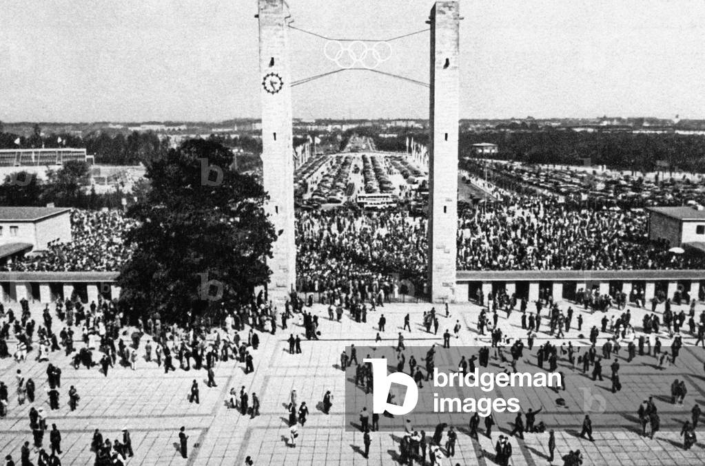 He? Opening of the Olympic Summer Games 1936 in Berlin (b/w photo)