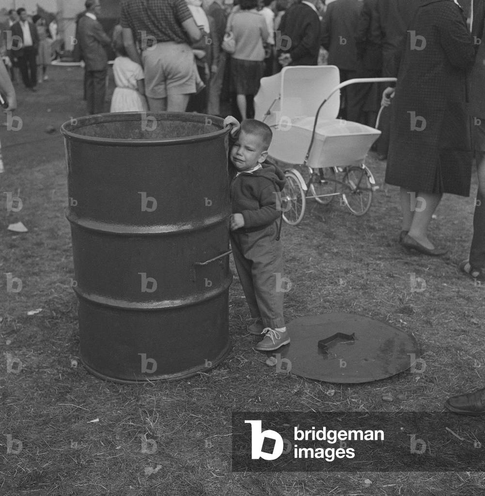 German-American folk festival in Augsburg, 1964 (b/w photo)