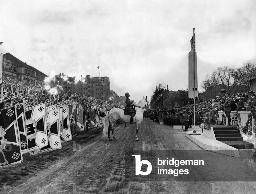 Military parade of the Wehrmacht on the occasion of Hitler's birthday in Berlin, 1939 (b/w photo)