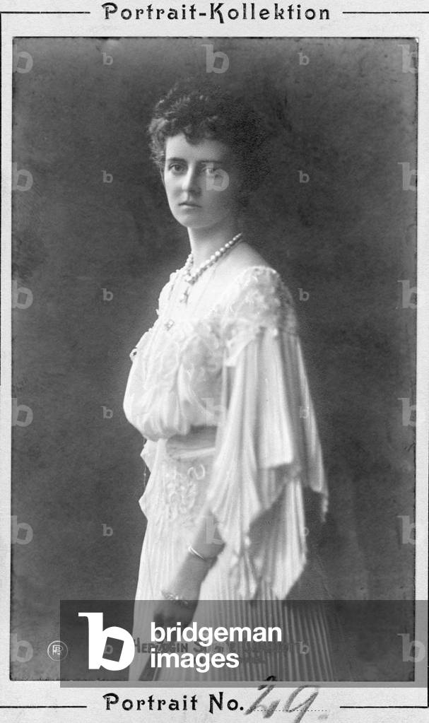Duchess Sophie Charlotte of Oldenburg, 1900-1905