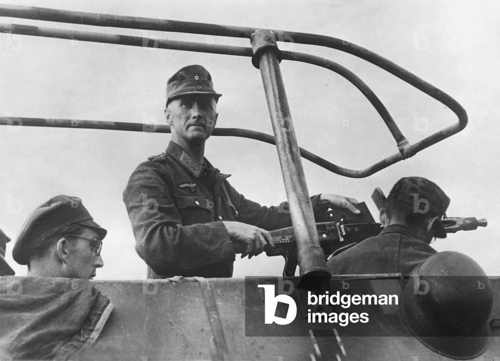 Lieutenant-General Freiherr von Edelsheim, 1944 (b/w photo)