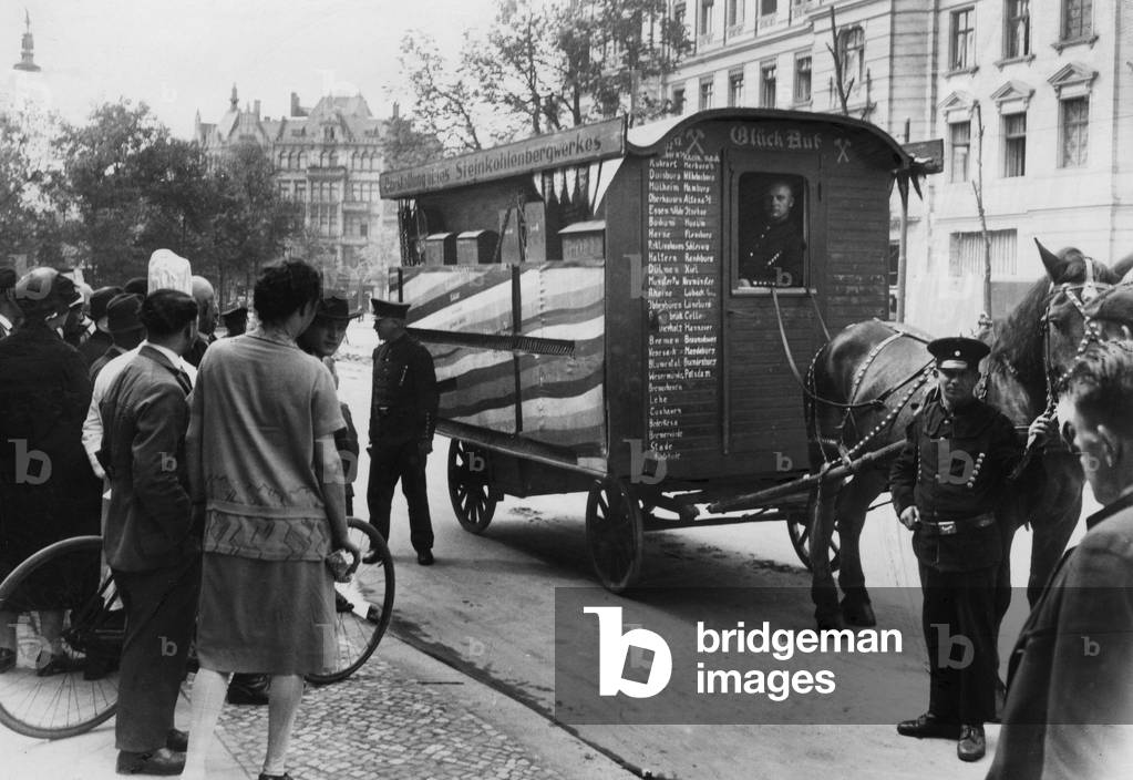 Unemployed miners with their horse cart in Berlin, 1929