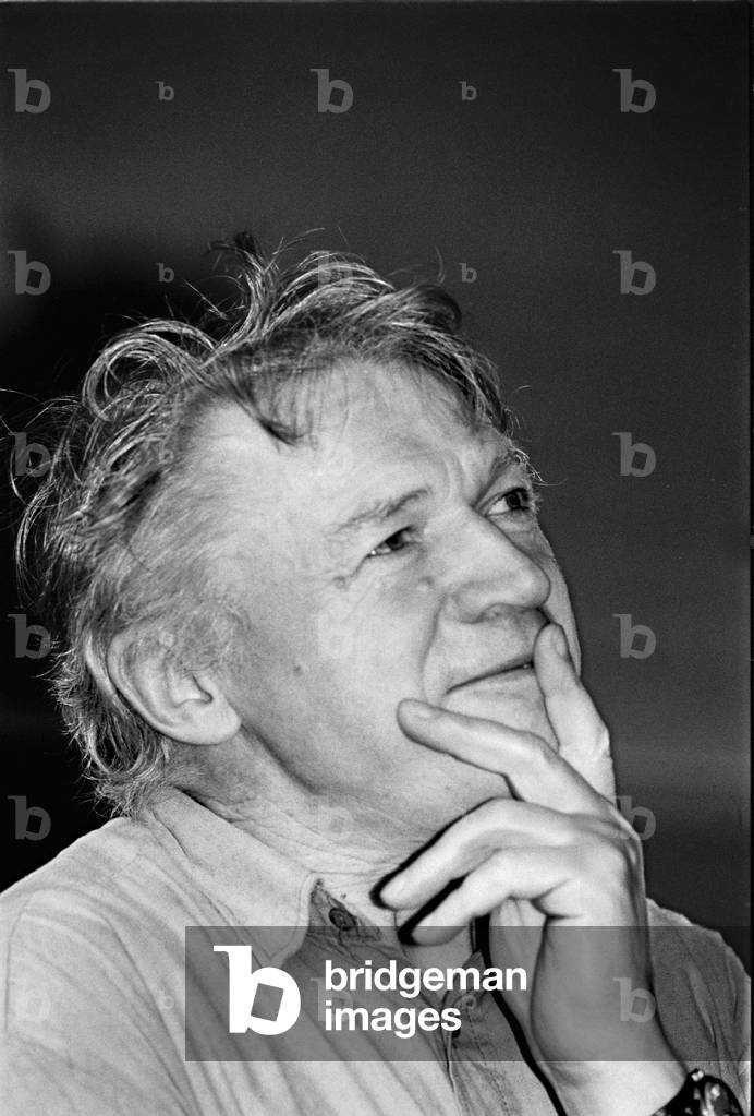Rudolf Bahro at a student discussion, 'Can man be saved from self-destruction?', Berlin-Charlottenburg, 12 May 1994 (b/w photo)