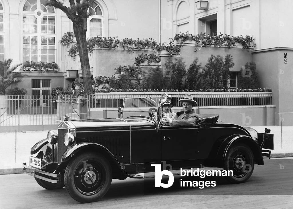 Alfred Kniffert and Emmy Kniffert in an NSU Roadster, 1928 (b/w photo)