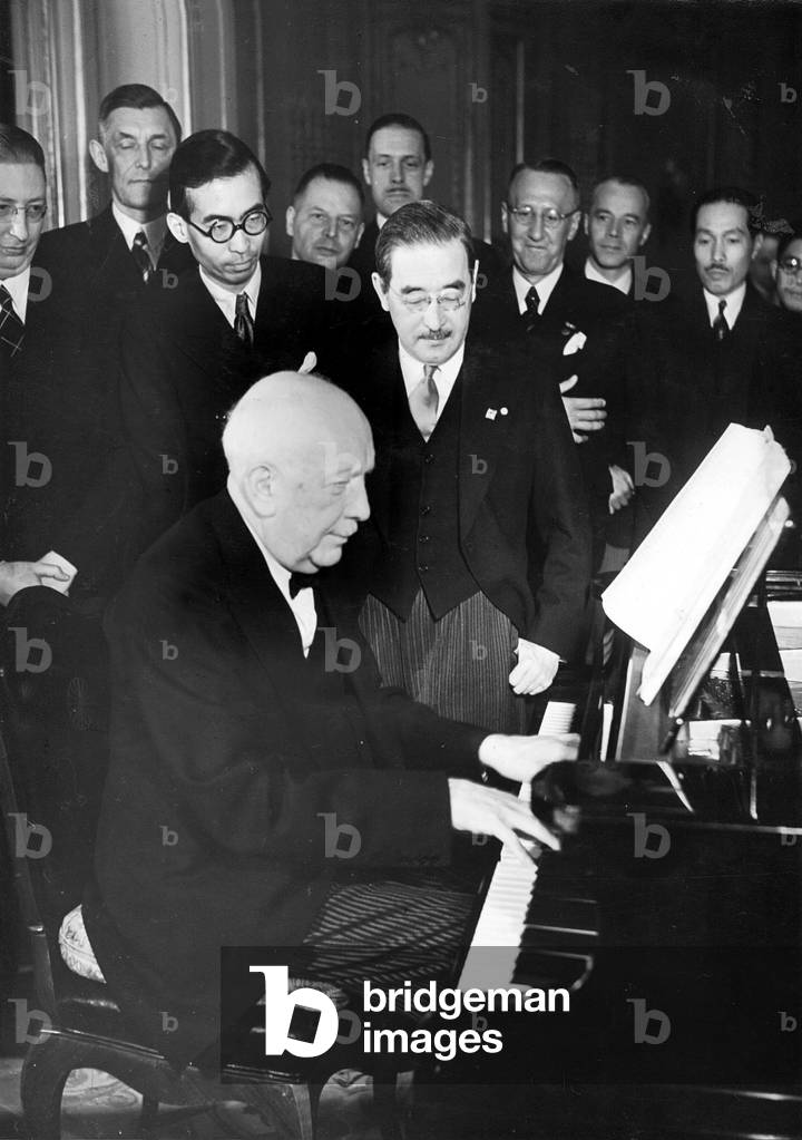 Richard Strauss at the piano, 1940 (b/w photo)