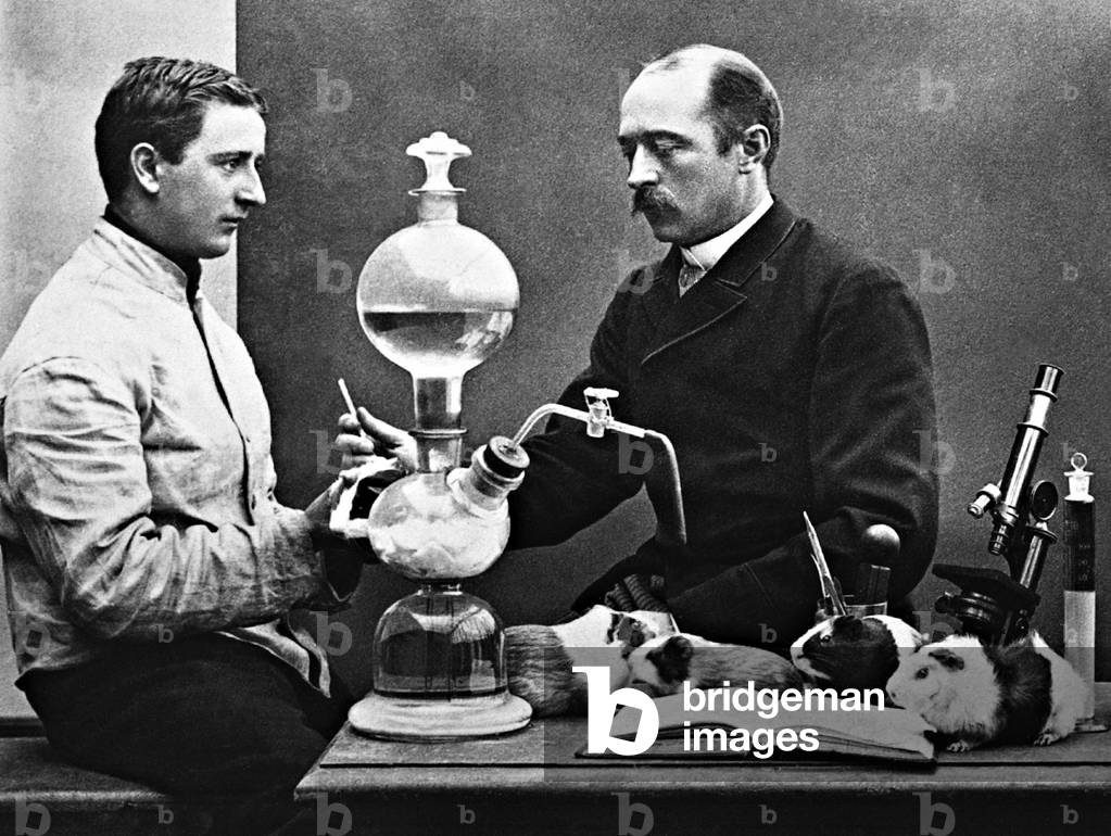 Emil von Behring in the laboratory during animal experiments (b/w photo)