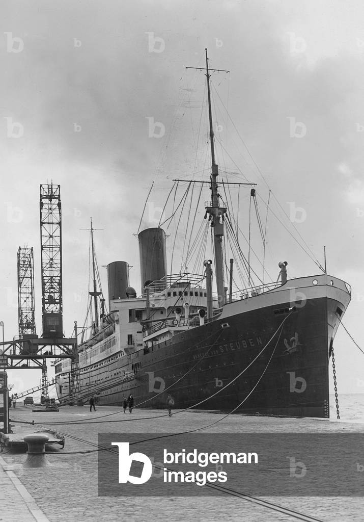 The passenger ship 'General von Steuben' in the port (b/w photo)