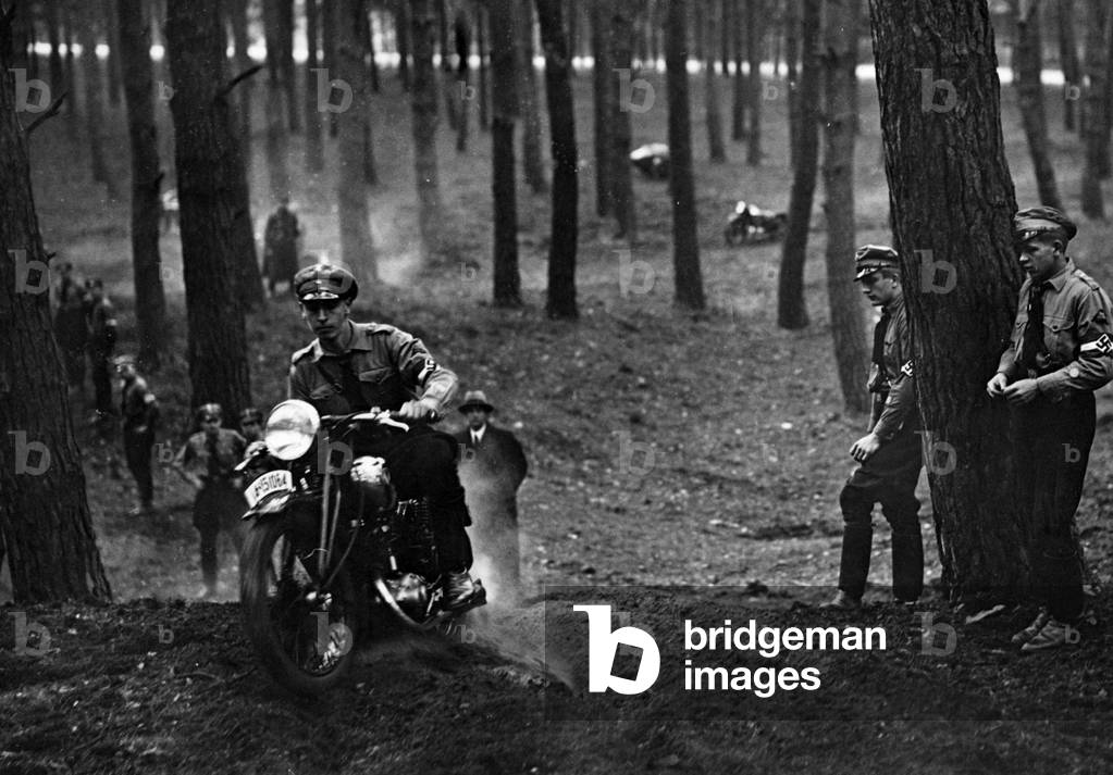 Cross country test drive of the Motor HJ, 1937 (b/w photo)