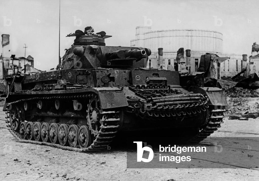 German Panzer IV on the Eastern Front, 1941 (b/w photo)