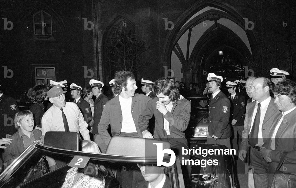 Franz Beckenbauer and Gerd Müller at the celebration of FC Bayern on Marienplatz, 1974 (b/w photo)