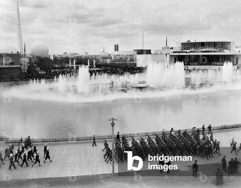 Opening of the World Exhibition in New York, 1939 (b/w photo)