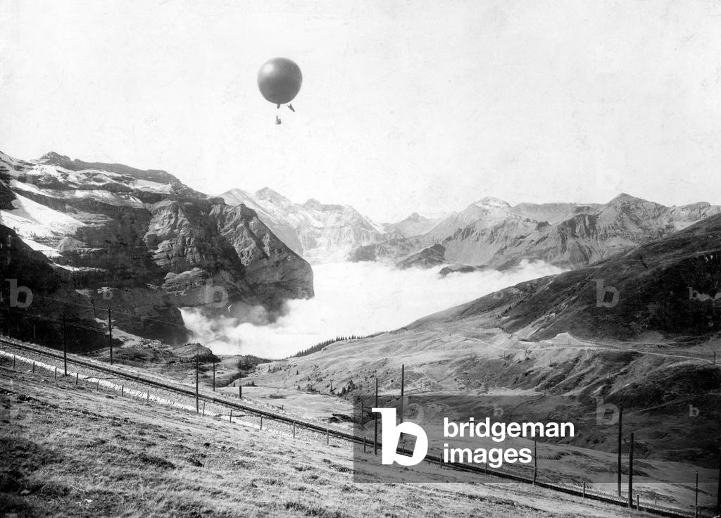 Balloon ride over the Alps, 1904 (b/w photo)