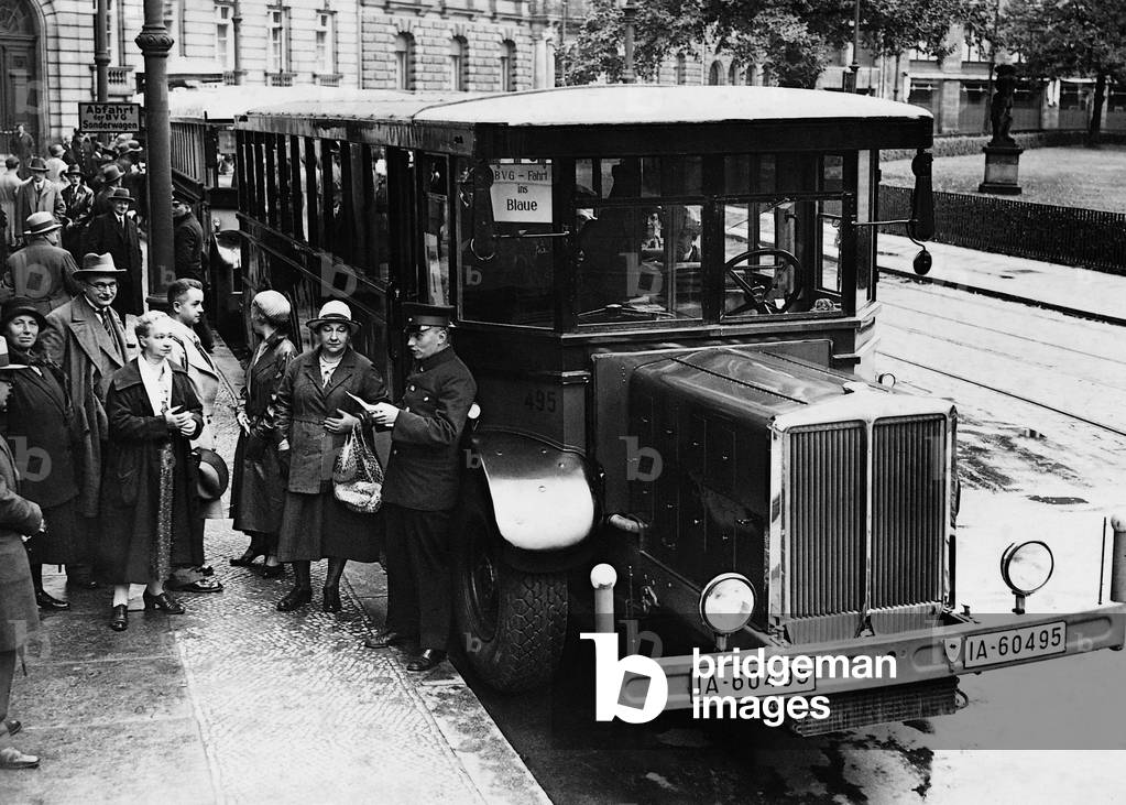 BVG special trip (b/w photo)