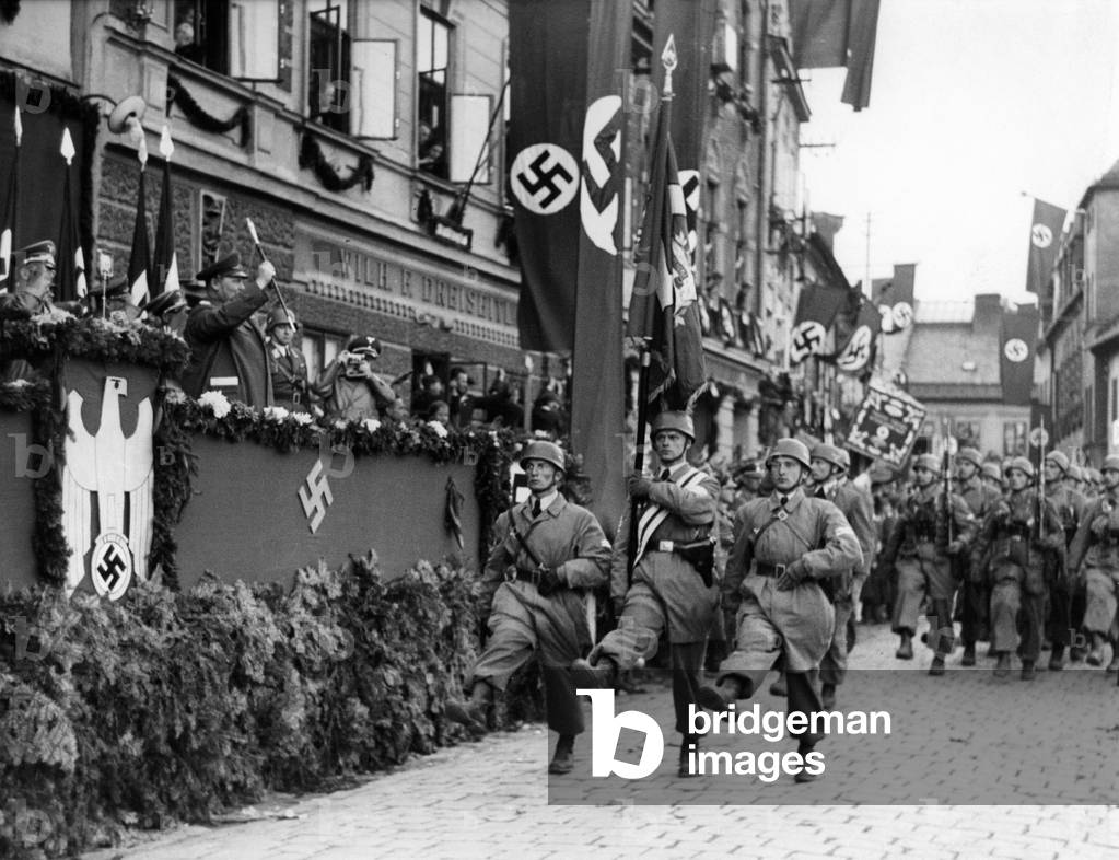 Parade of paratroopers in Austria, 1938 (b/w photo)