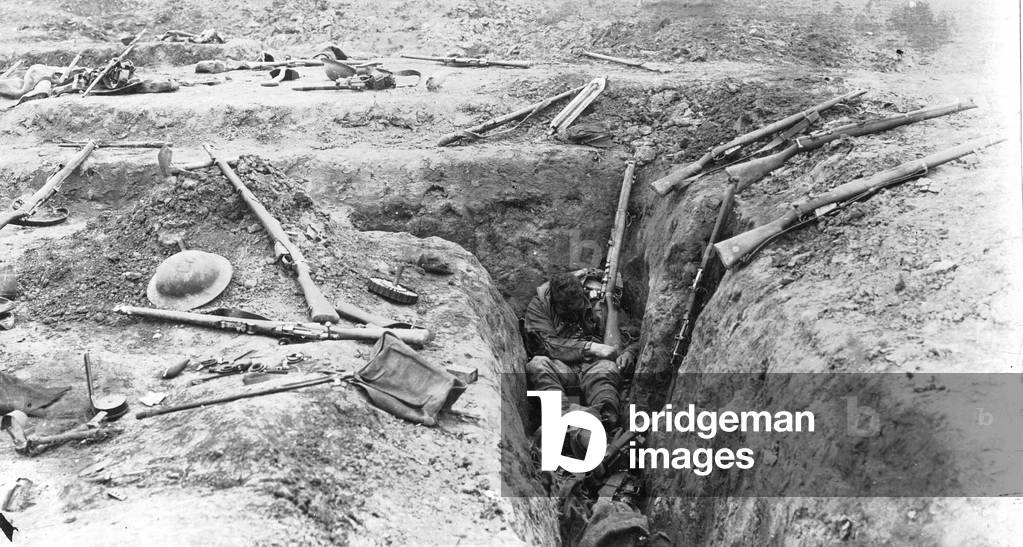 Dead British Soldier at the Western Front of World War I, 1918 (b/w photo)