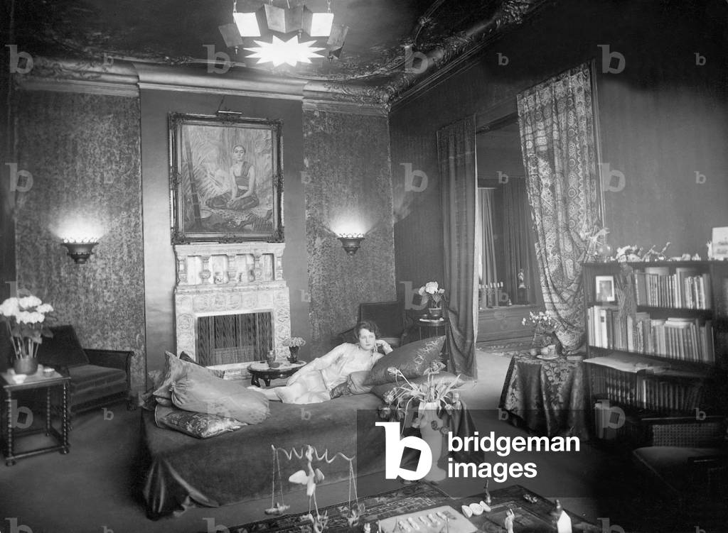 Olga Chekhova, 1930 (b/w photo)