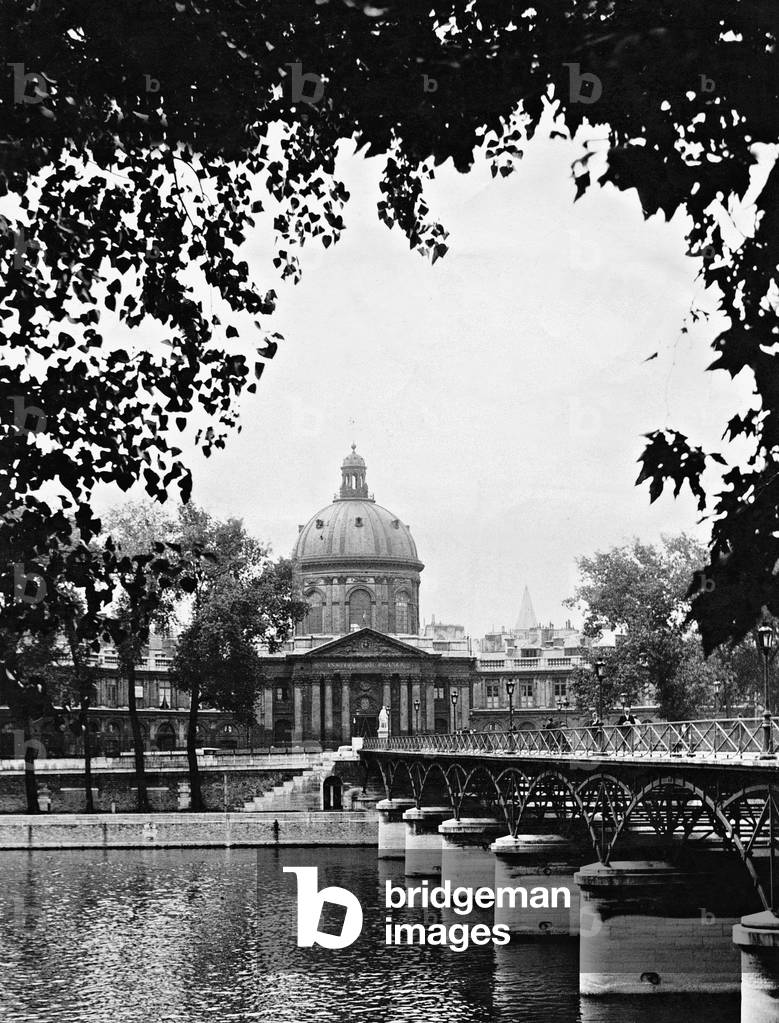 Palais de l'Institut de France in Paris, 1935 (b/w photo)