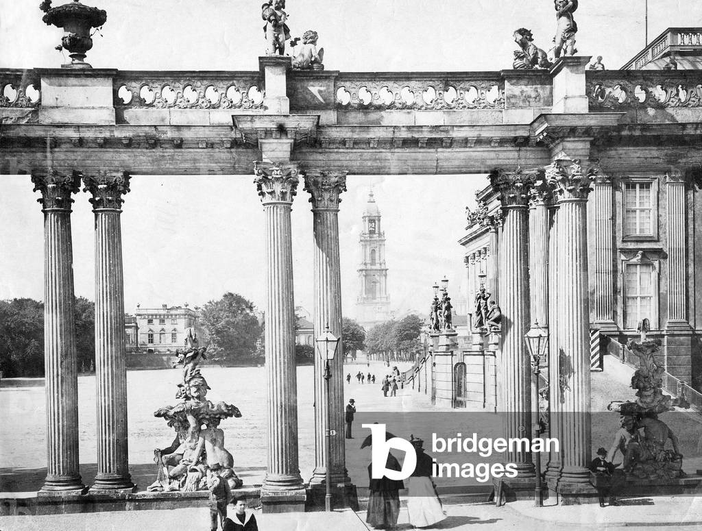 Castle Square in Potsdam, 1910 (b/w photo)